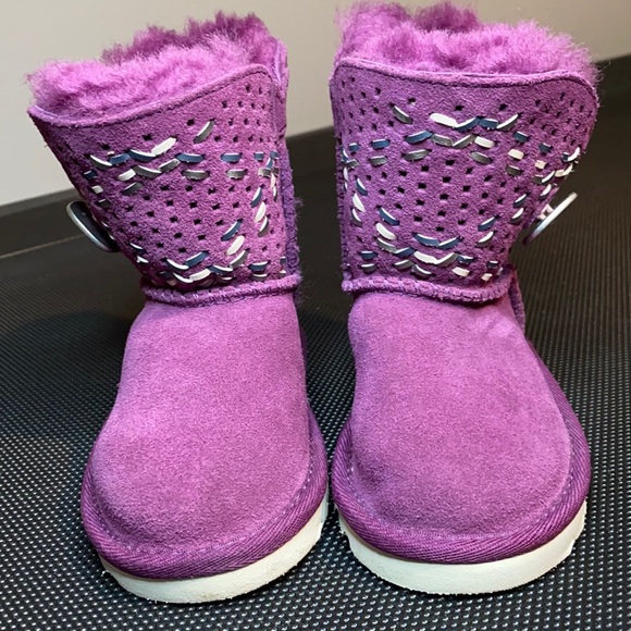 NWOT UGG kids purple boots size 6 - Picture 2 of 5